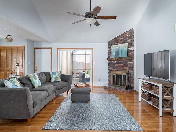 3rd image of 1316 Dautel Ln