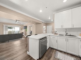 Stonelake Apartments Homes
