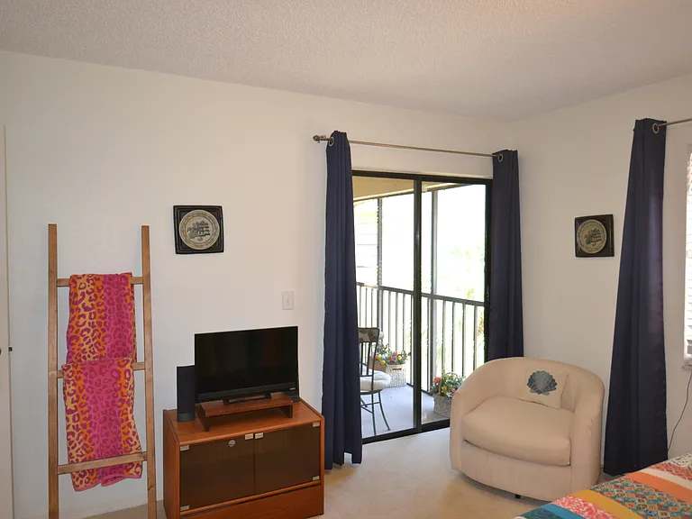 112 Lindsay Ln — Photo 74