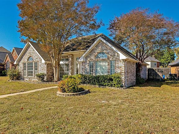 3rd image of 7917 Coastway Dr
