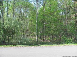 5 Amani Dr, Gardiner, NY 12525