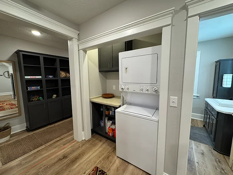 709 S Phillips Ave #1 — Photo 13