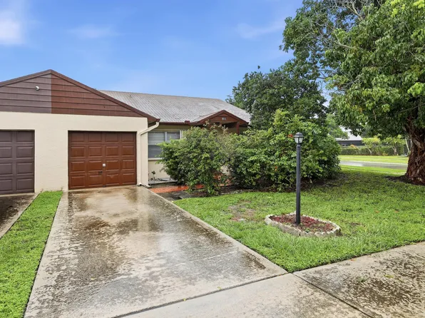 8501 BLUE CYPRESS Drive, Lake Worth, FL 33467