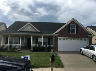 879 Vandenburg Dr, Boiling Springs, SC 29316