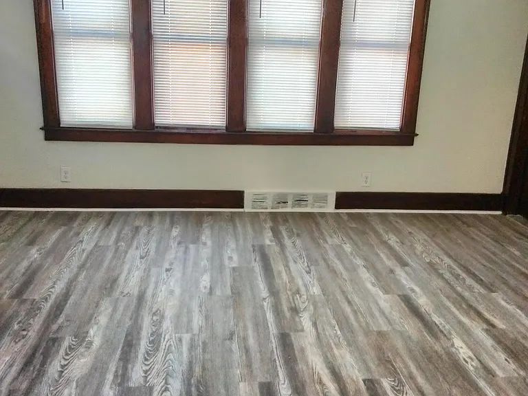 14017 Coyle Ave — Photo 4