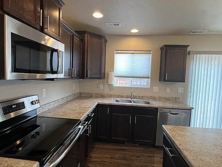 7703 Sangalo Grv — Photo 10