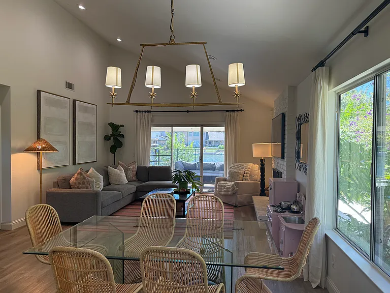 1721 Lakeshore Dr — Photo 10