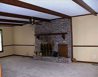 2nd image of 1215 Lakewood Ct