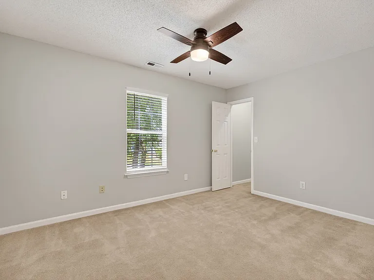 5065 Bartholomews Ln — Photo 21