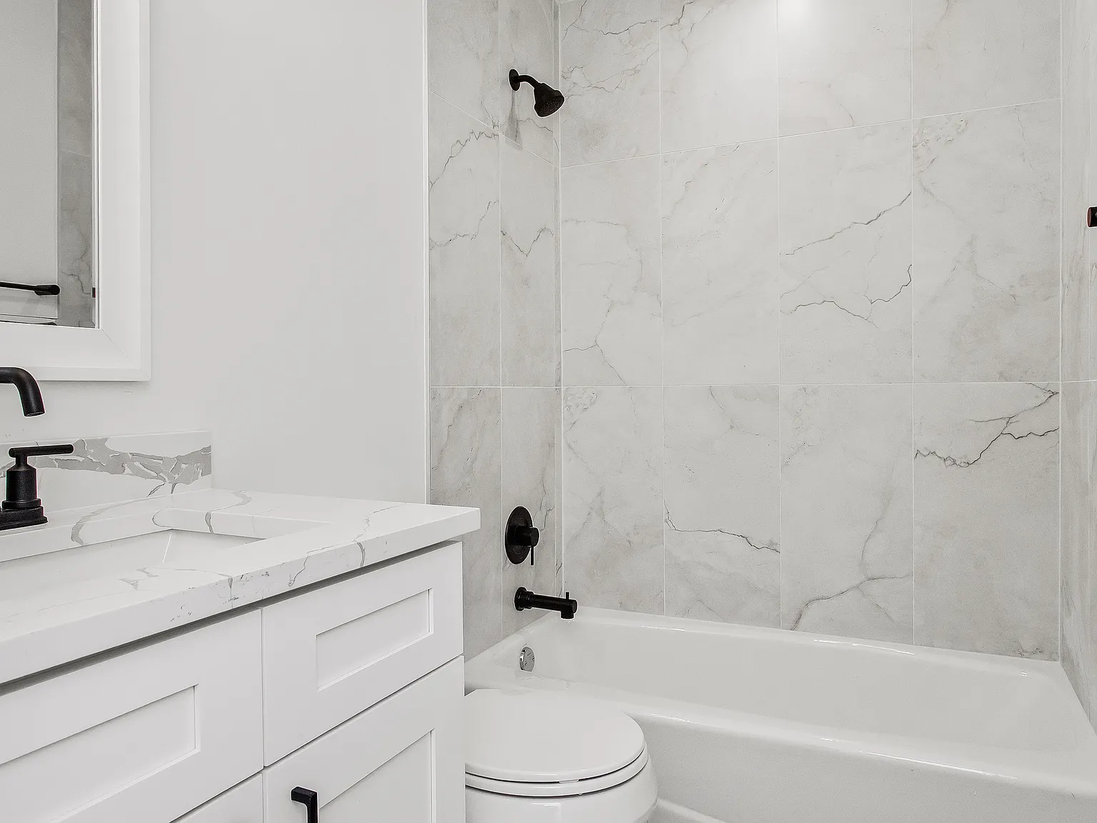 2 bed, 1000 sqft, $1,800 — Photo 2