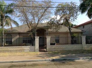 1302 E San Pedro St, Laredo, TX 78041