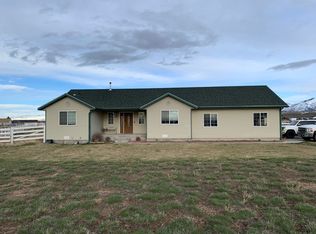 350 Thoroughbred Dr, Spring Creek, NV 89815