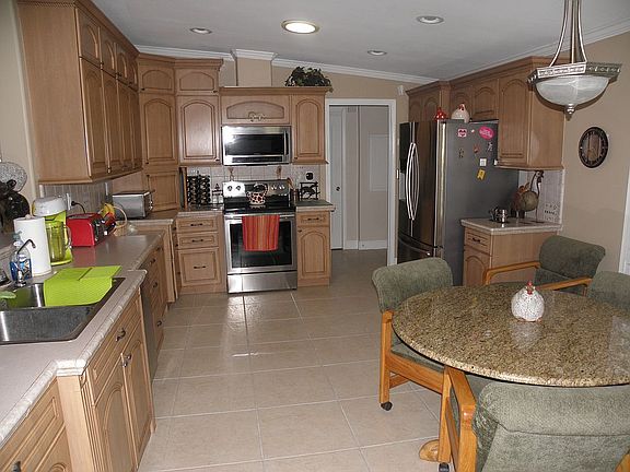 5th image of 17106 Golf Vista Ct