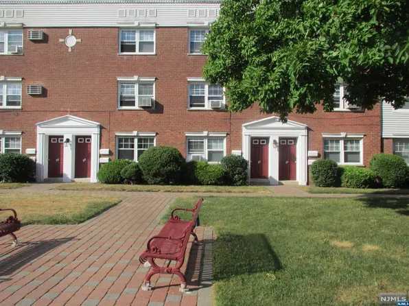84 Hastings Ave #A, Rutherford, NJ 07070