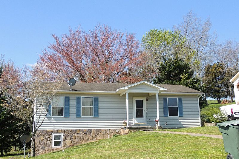 1st image of 188 E Brad St