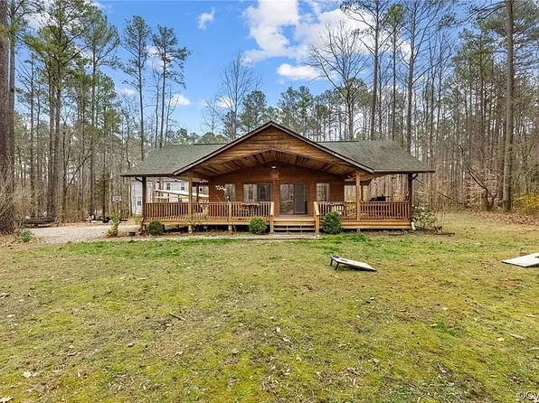 27304 Summer Dr, Ruther Glen, VA 22546