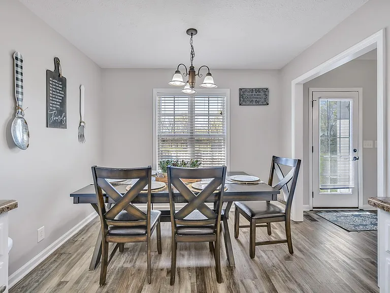 8615 Lane Rd — Photo 13