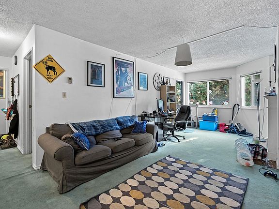 3rd image of 9880 Manchester Dr #303