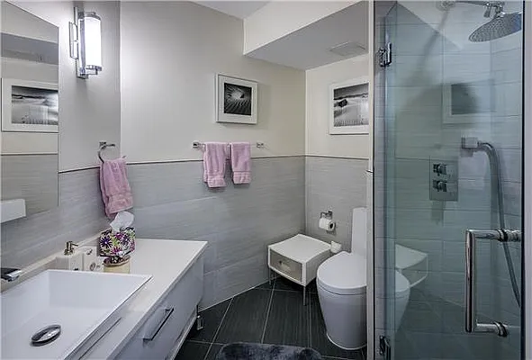 Sold by Park River | media 6