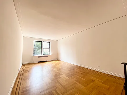 Rented by Compass | media 10