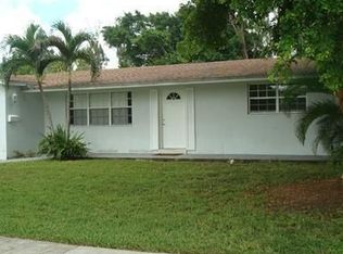 8801 SW 51st Pl, Cooper City, FL 33328