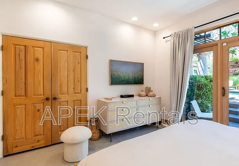 690 W Linda Vista Dr — Photo 15
