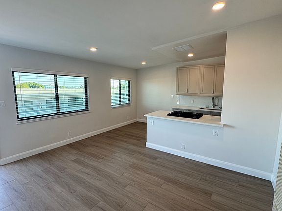 5th image of 3654 S Centinela Ave APT 7