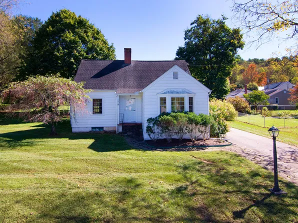 695 Lafayette St, Lewisburg, WV 24901