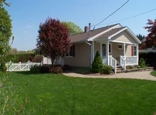 43 Columbia Dr, Milford, CT 06460