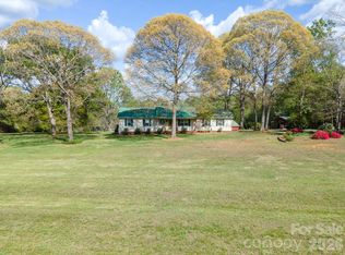 284 Blossom Hill Rd, Lincolnton, NC 28092