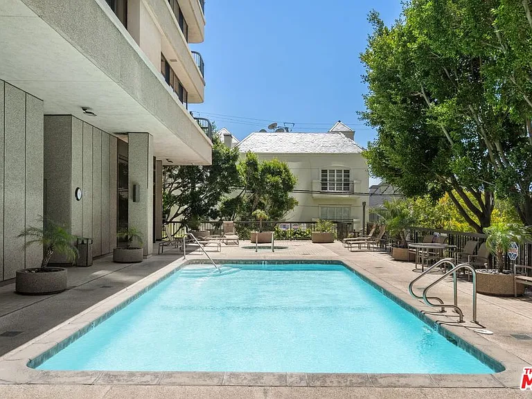10750 Wilshire Blvd #1501 — Photo 31