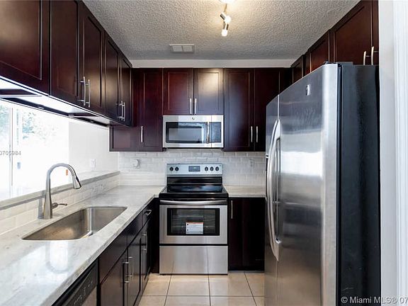 3rd image of 16055 NW 21st St