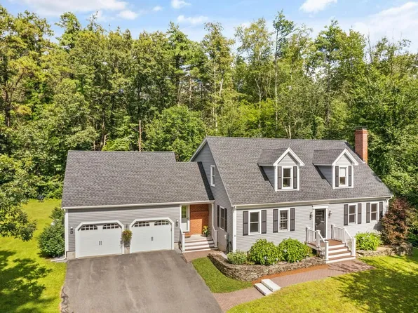 40 Britt Ln, Groton, MA 01450