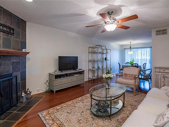 2nd image of 3205 Donnelly Cir APT 204