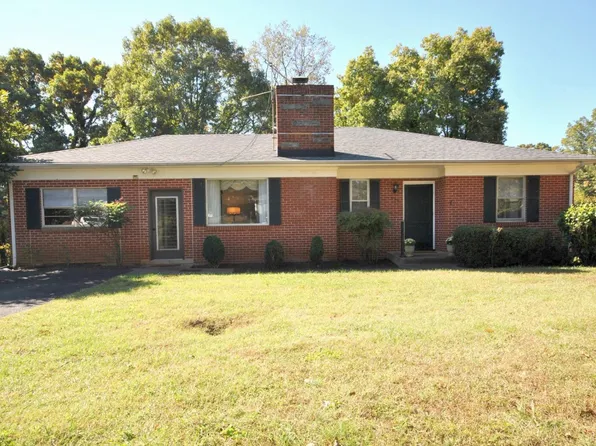 156 Shelor Dr, Lynchburg, VA 24502