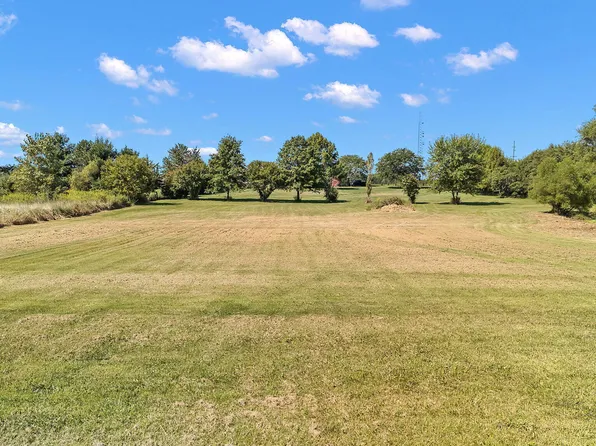 16 E 780 N, Lake Village, IN 46349