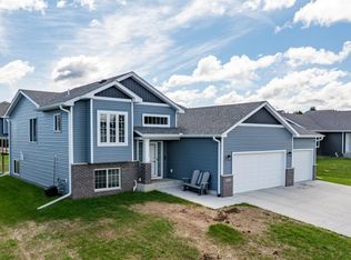 1004 7th Ave NW, Kasson, MN 55944