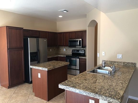 4th image of 18245 W Port Royale Ln