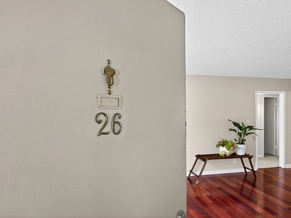 4th image of 2527 Hydraulic Rd APT 26