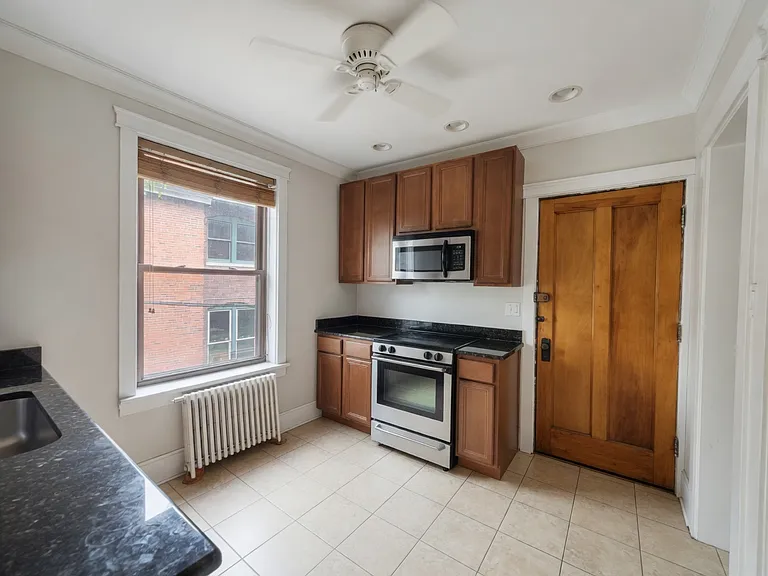 3117 N Orchard St #2H — Photo 8