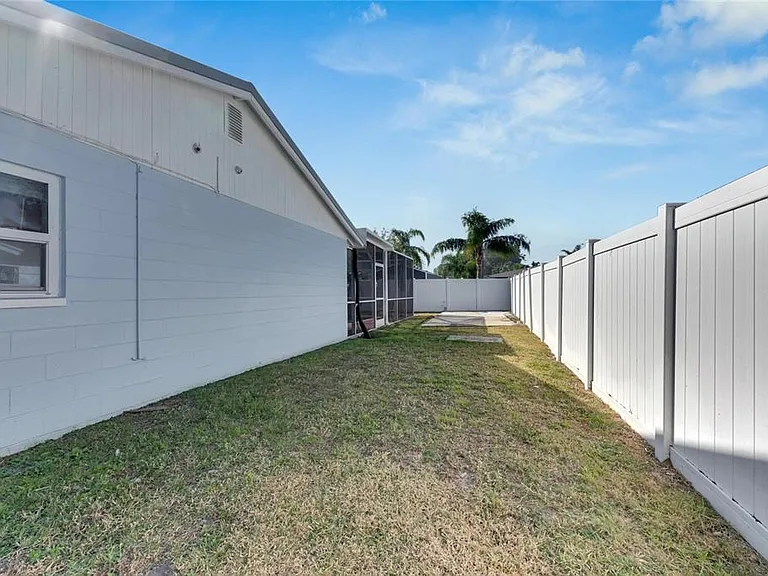 412 Flamingo Dr — Photo 48