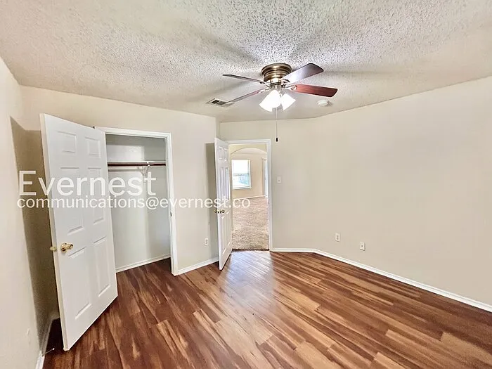 7912 Boylston Dr — Photo 14