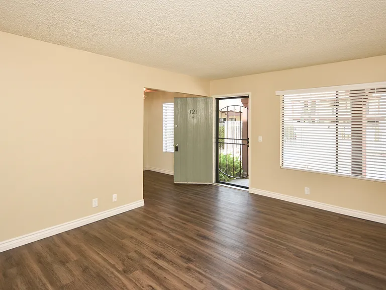 Villas de Laura Apts — Photo 3