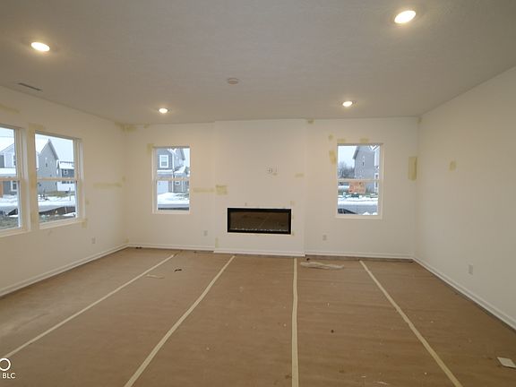 3rd image of 6209 Paperbark Way