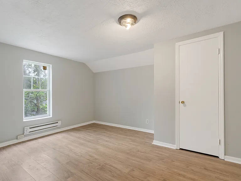 608 Monroe St #C — Photo 8