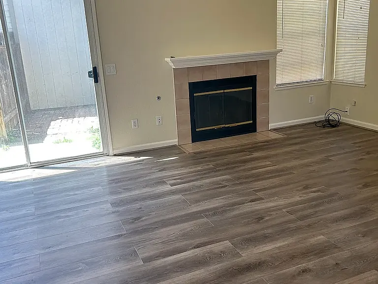 8621 Valley Rim Way — Photo 5