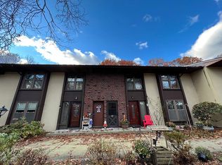 12 Birch Ct, Selden, NY 11784