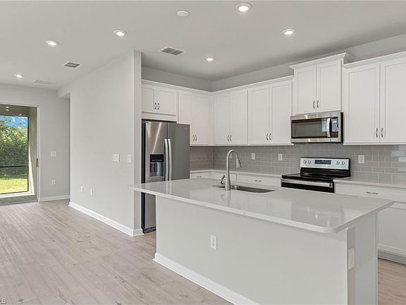 5th image of 10319 Bonavie Cove DR