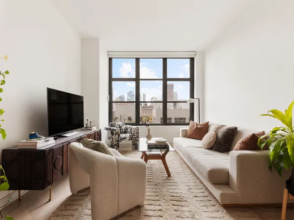 180 Front Street image 1 of 10