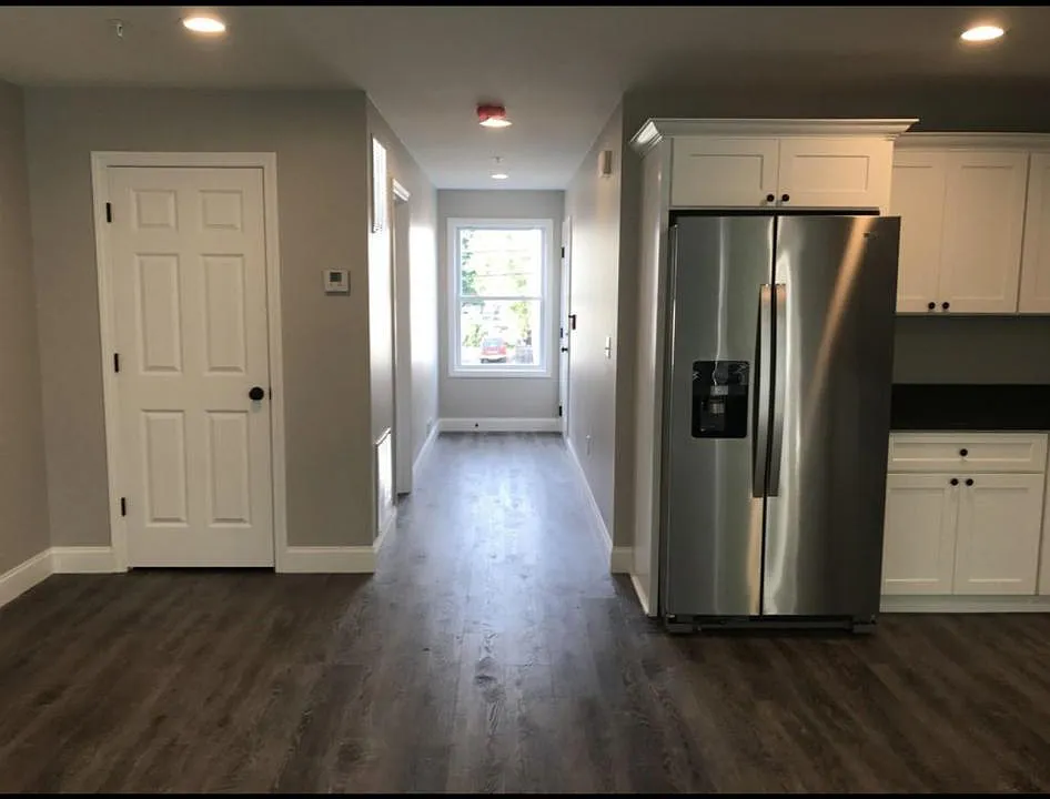 64 Cleveland St #3